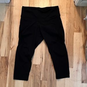 Old Navy Active Crop Leggings Mesh Cutout size XL